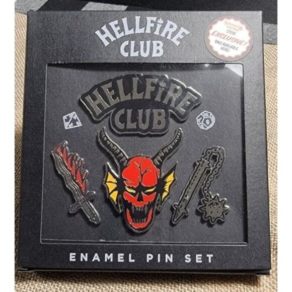 NIB STRANGER THINGS POP UP STORE EXCLUSIVE HELLFIRE CLUB 4 ENAMEL PIN SET EDDIE